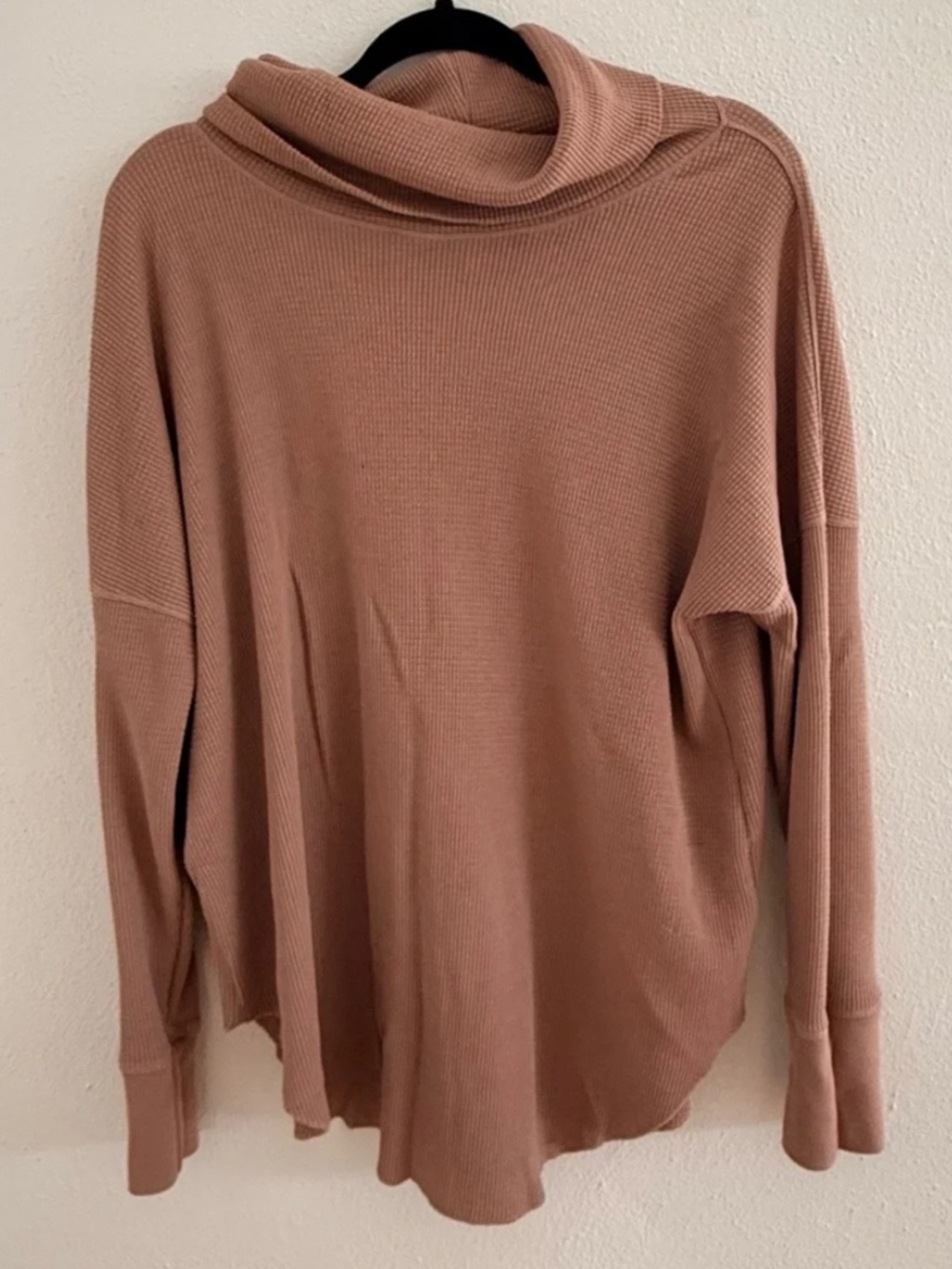 Aritzia babaton dusty waffle cowl neck sweater 1x